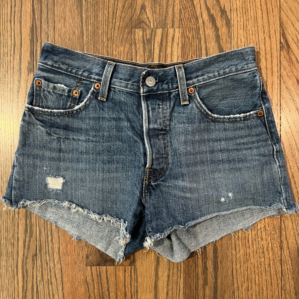 Distressed Blue Levi 501 Denim Shorts